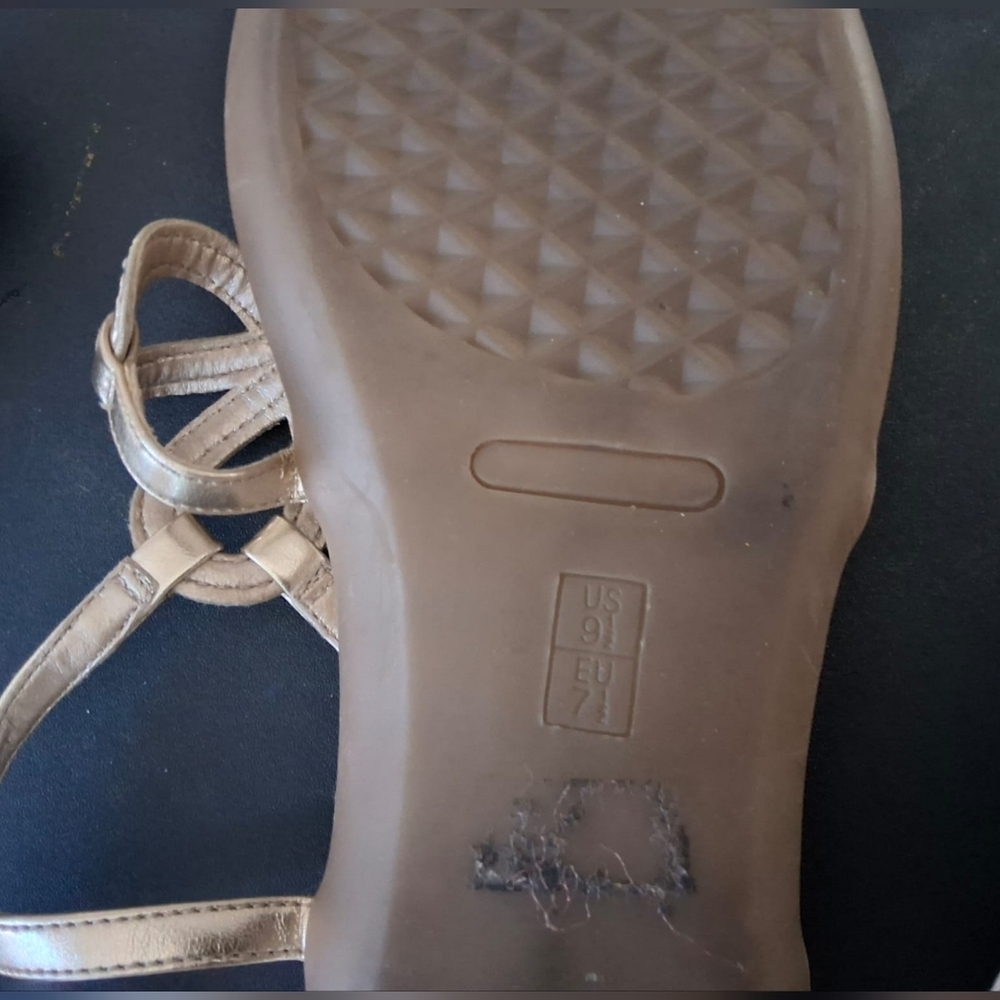 AEROSOLES Gold Women's Sandals - Picture 10 of 11